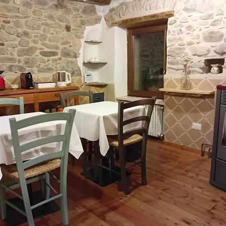 La Casa Torre Hotel Pignone Kültér fotó