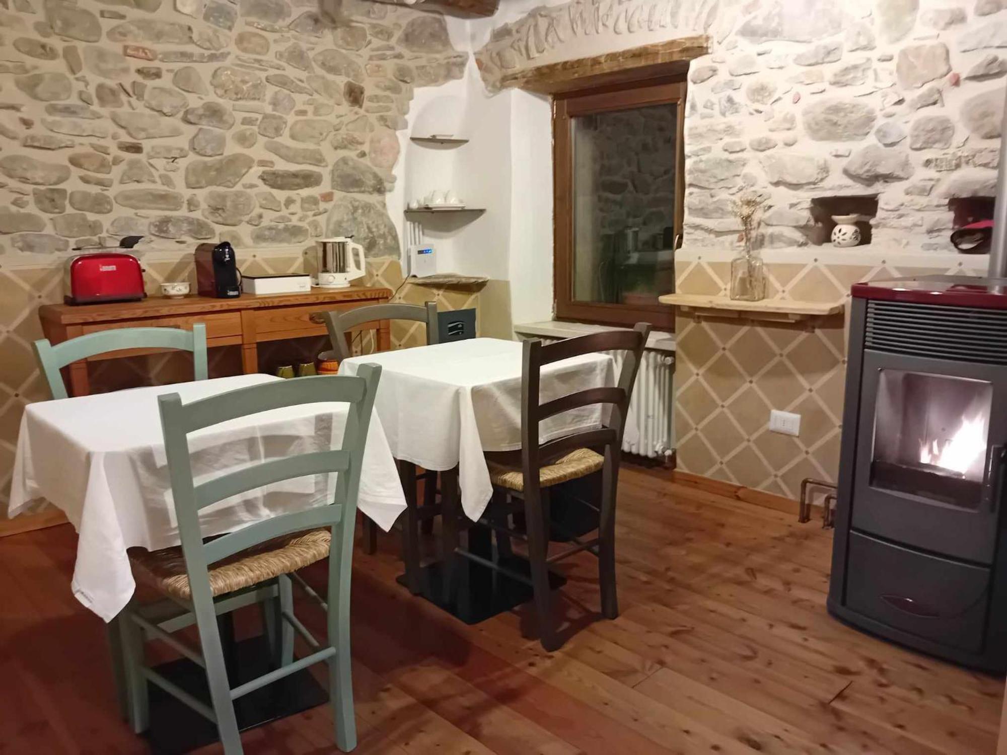 La Casa Torre Hotel Pignone Kültér fotó